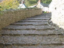 Steep climb, Clovelly, Devon Wallpaper