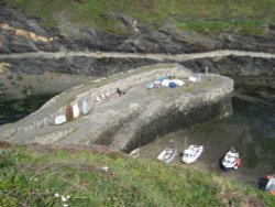 Above the harbour at Boscastle, Cornwall Wallpaper