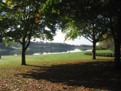 Autumn at Fairlands Valley Park, Stevenage, Hertfordshire Wallpaper