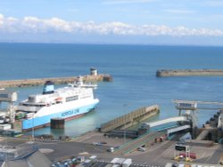 Dover harbour, Kent Wallpaper