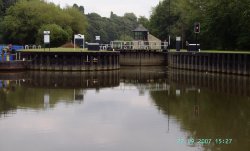 Canal, Sprotbrough, South Yorkshire Wallpaper