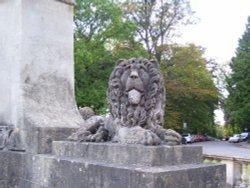 Monument at a Park in Bath Wallpaper