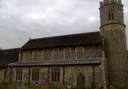 St Nicholas Church in the village of Potter Heigham, Norfolk Wallpaper