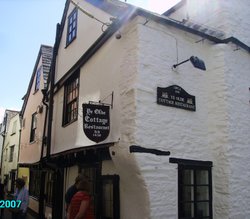 Ye Olde Cottage Restaurant in Looe, Cornwall Wallpaper