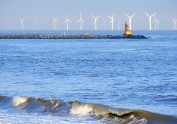 Construction work for Yarmouth's outer harbour Wallpaper