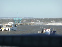 The harbour arm Wallpaper