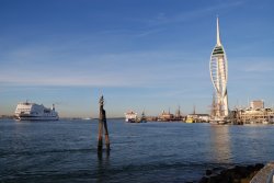 Portsmouth - Spinnaker Tower Wallpaper