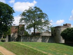 Upnor Castle Wallpaper