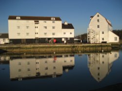 Woodbridge Tide Mill and Granary Wallpaper