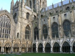 Canterbury Cathedral Cloisters Wallpaper