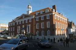 Winchester High Street & Barclays Historic Bank Wallpaper