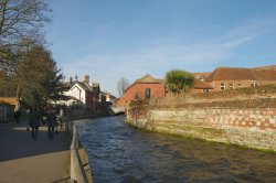 River Itchen at Winchester, Hampshire Wallpaper