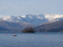 West bank of Windermere opposite Bell Isle. Wallpaper