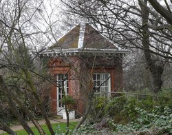 Gazebo, Crooms Hill, Greenwich, Greater London Wallpaper