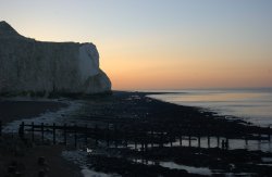 Early Morning at Splash Point, East Sussex Wallpaper