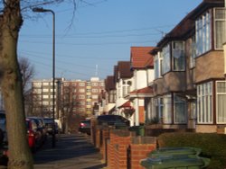 Sudbury Heights Avenue, Sudbury Town, Greater London Wallpaper