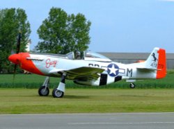 P-51 Mustang, The Real Aeroplane Museum, East Riding of Yorkshire Wallpaper