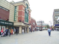 High Street, Oldham, Greater Manchester Wallpaper