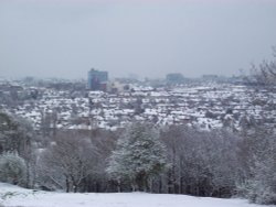 April snow, Sudbury, Greater London Wallpaper