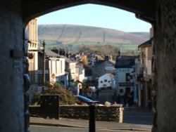 The Arch in the Centre of Clitheroe, Lancashire Wallpaper