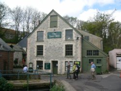 Town mill, Lyme Regis Wallpaper