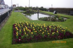 Memorial Pond, Cleethorpes, Lincolnshire Wallpaper