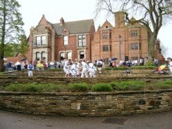 Haden Hill Park & House Wallpaper