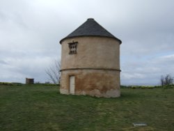 Boath Doocot near Nairn Wallpaper