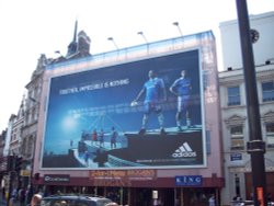 Chelsea FC advert - Fulham Broadway Wallpaper