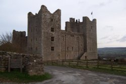 Castle Bolton, Cloudy Sky Wallpaper