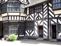 Little Moreton Hall  National  Trust. Wallpaper