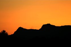 Langdale Pikes . Wallpaper