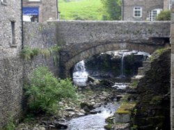 Hawes bridge Wallpaper