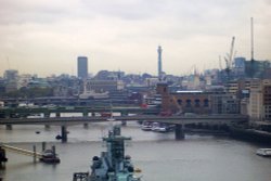 Thames from the Tower Bridge Wallpaper