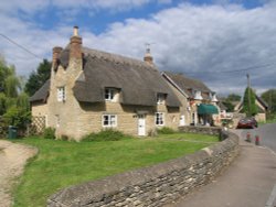 Weston-on-the-Green, Oxfordshire Wallpaper