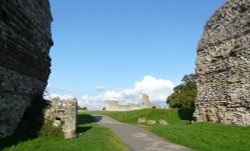 Pevensey Castle Wallpaper