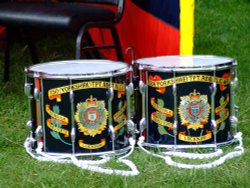 Regimental drums Wallpaper