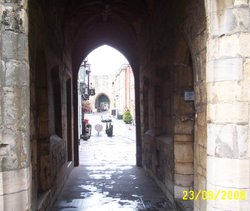 View of Lincoln from the Cathedral Gate Wallpaper