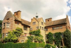 Chartwell Wallpaper