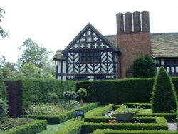 Little Moreton Hall, Congleton, Cheshire Wallpaper