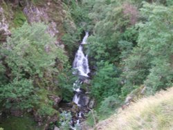 Cautley Spout Wallpaper