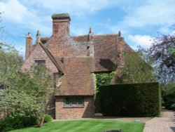 Sissinghurst Castle Garden, Sissinghurst, Kent Wallpaper