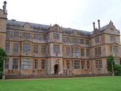 Montactute House, Montacute, Somerset Wallpaper