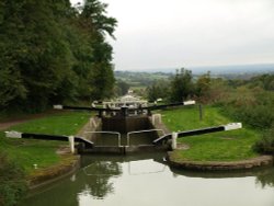 Caen Hill Locks Wallpaper