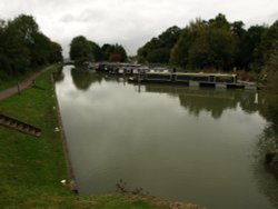 Caen Hill Locks Wallpaper