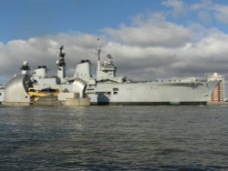 HMS Illustrious Wallpaper