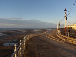 The empty esplanade - Blackpool near the North Pier - November 2008... Wallpaper