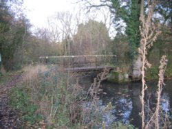 Walking the canal towpath Wallpaper