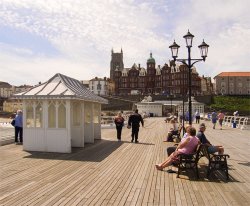 The pier at Cromer, Norfolk Wallpaper