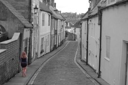 Whitby Waif Wallpaper